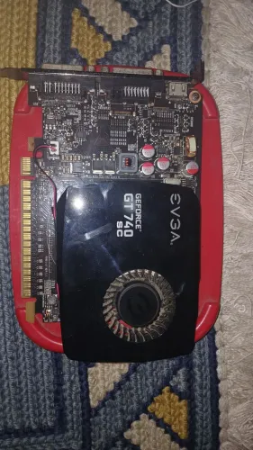 NVIDIA GEFORCE GT740 (não testada)