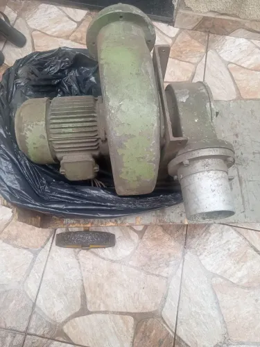 MOTOR EXAUSTOR CENTRIFUGO