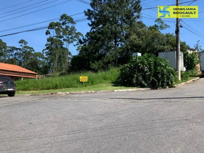 Construa a casa dos sonhos no Recanto dos Pássaros  Terreno de 270 m²