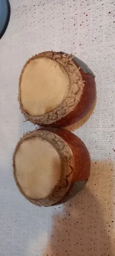 Bongô de coco pequeno (percussão infantil)