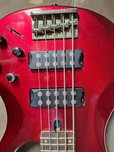 Yamaha Trbx 305