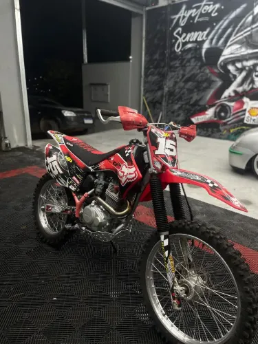 CRF 240cc inteira preparada 