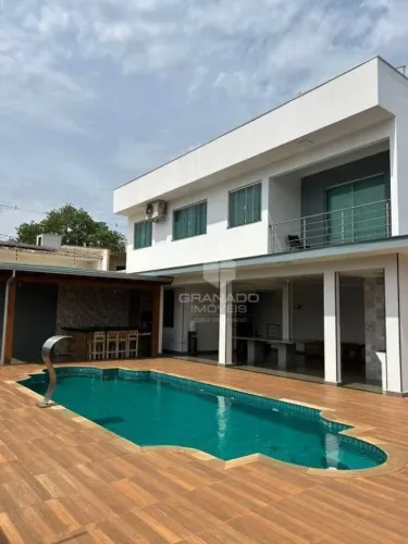 Sobrado com 1 dormitório à venda, 187 m² por R$ 849.900,00 - Novo Centro - Paiçandu/PR
