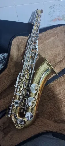 Sax tenor trevor james the horn revolution