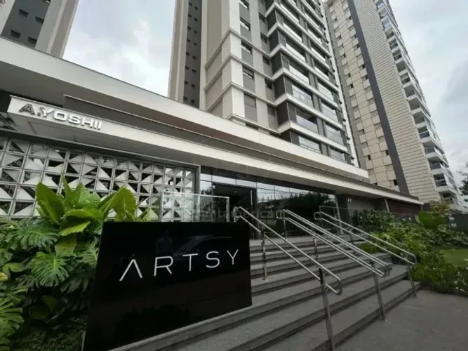 ARTSY_ GLEBA PALHANO: OPORTUNIDADE RARA!!