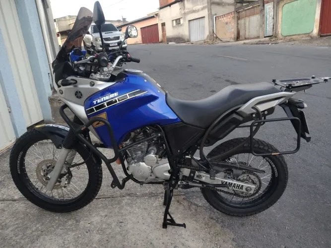 Ténéré. Troco cb 500 x