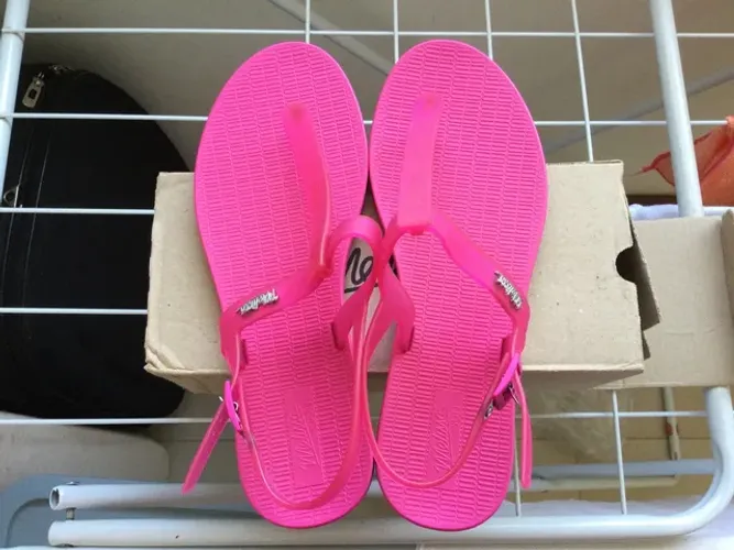 Melissa Sun Hollywood rosa 37 (nova)