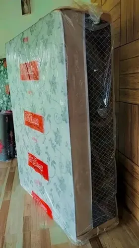 Cama box pronta entrega, frete grátis aqui em Feira!