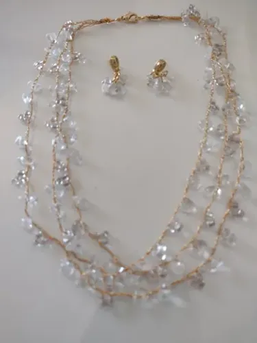 Colar triplo + brincos, dourado, com pedras CRISTAL
