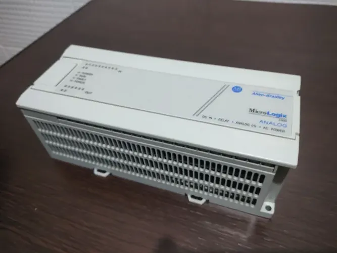 PLC Allen Bradley 