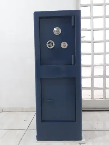 Cofre de aço e concreto para decoração!