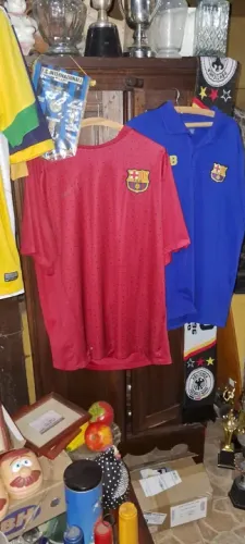 2 Camisas de Futebol Originais do Barcelona