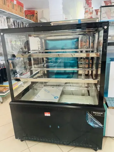 MB Vitrine seca 1M Venâncio