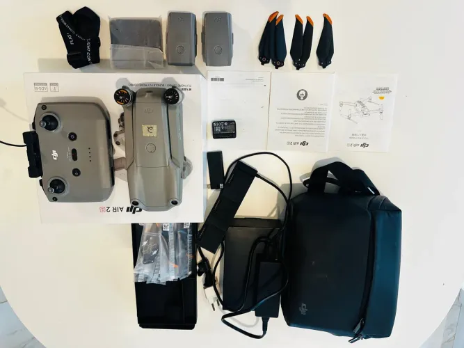 DJI MAVIC AIR 2S - N É PHANTOM - MINI 3 PRO Ñ é controle na tela - MINI 4 PRO