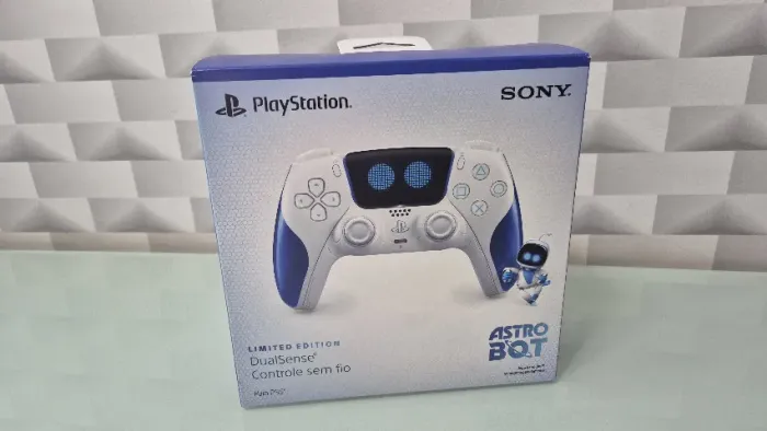 Controle de PS5 Dualsense edição limitada Astro Bot - Lacrado