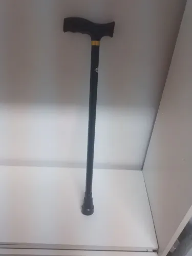 Bengala simples com ajuste de altura