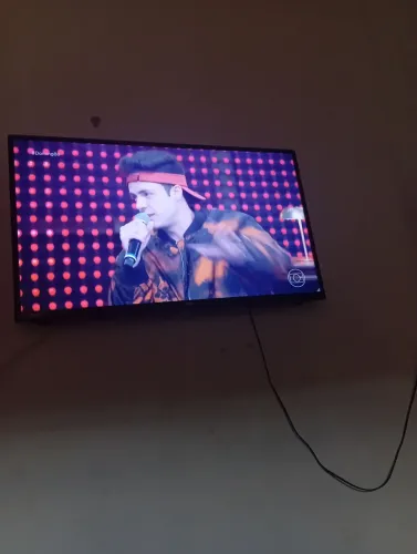 Vende-se uma TV 43 polegadas nao e smart 