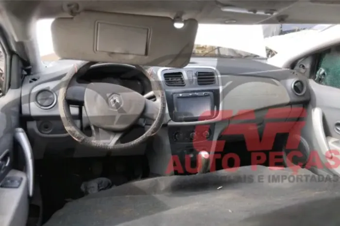 TEMOS PEÇAS PARA ESSA SUCATA!RENAULT LOGAN 1.6 8 V ANO 2014