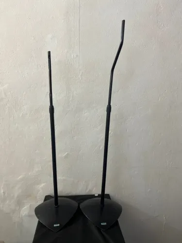 Pedestais para caixas de som