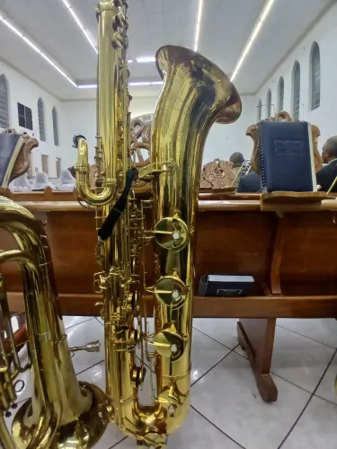 Sax Baixo Bb seminovo completo+boquilha Selmer