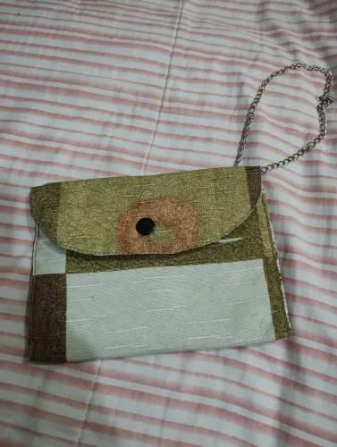 Bolsa de mão. Carteira.