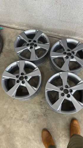 Rodas aro 16 Corolla original Toyota 