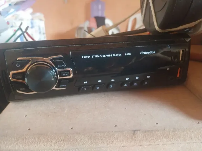 Radio automotivo 