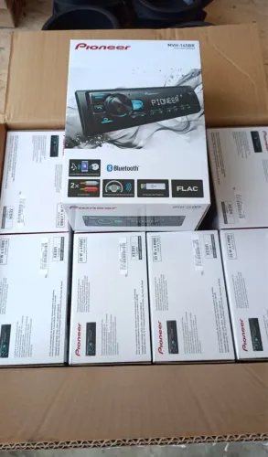 Novo Pioneer lançamento com usb radio e bluetooth