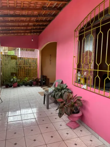 Vendo Casa no Conj. Almir Gabriel