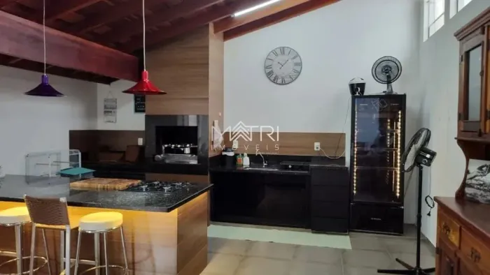 Venda de Casas / Padrão na cidade de Araraquara