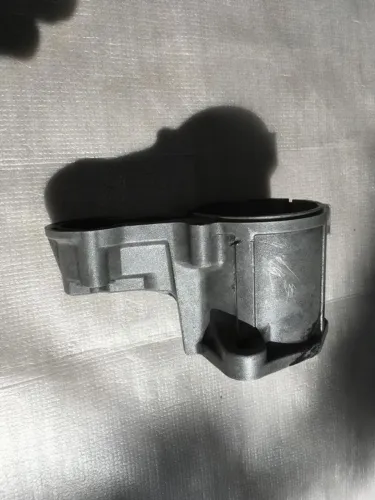 Suporte de motor de arranque Mitsubishi L200 GLS, Outdoor e Savana