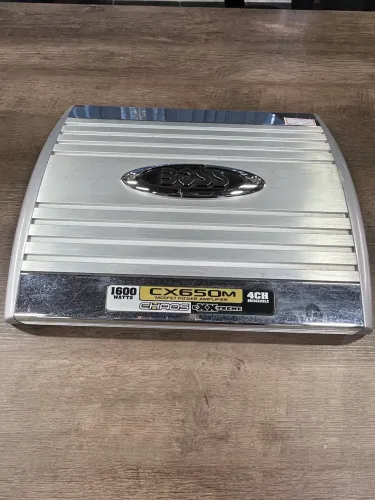 Amplificador Boss CX650M - 1600W 4 canais mono stereo
