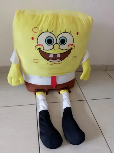 Pelúcia gigante Bob esponja