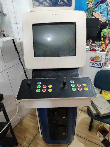 Fliperama com Pandora box 840 jogos