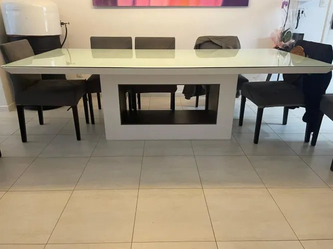 Mesa de jantar de excelente qualidade