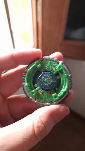 Beyblade Thunder Libra