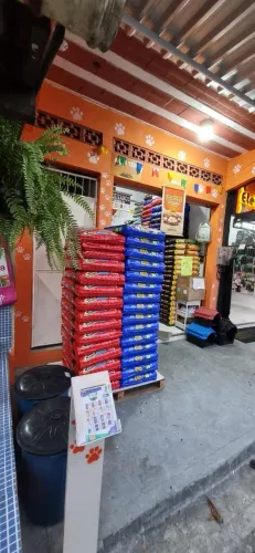 Pet Shop Completo à Venda - 2 Anos de Funcionamento e Clientela Formada