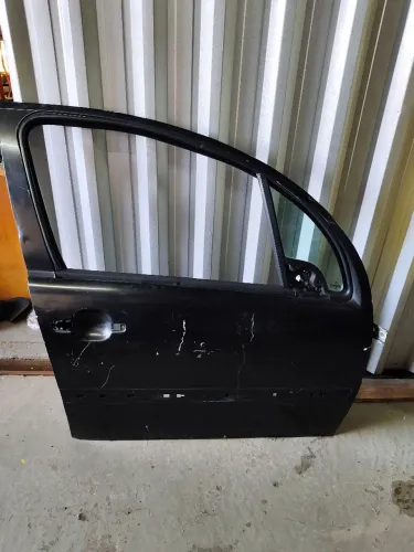 Porta dianteira direita C3 2004 a 2012 Preta