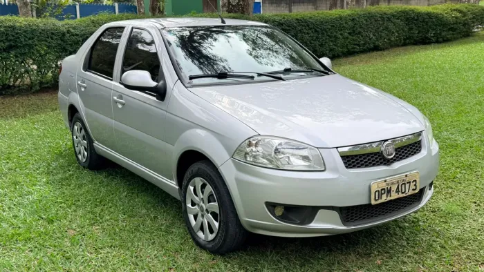 Fiat Siena EL 1.0 MPI Fire Flex 8V 4P 2013