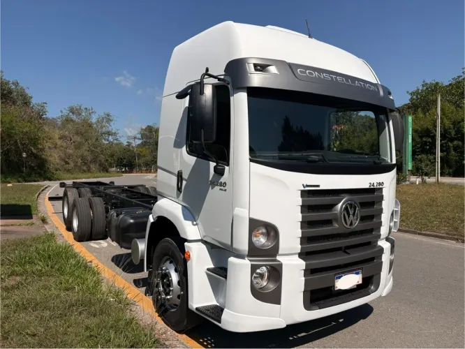 Vw 24280 prime 6x2 ano 2022 único dono no chassi de 9 metros