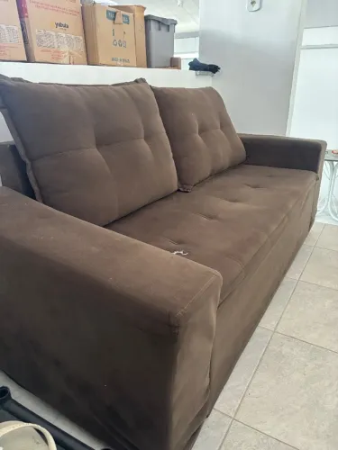 Sofá 2 lugares marrom!!! Preço de desapego