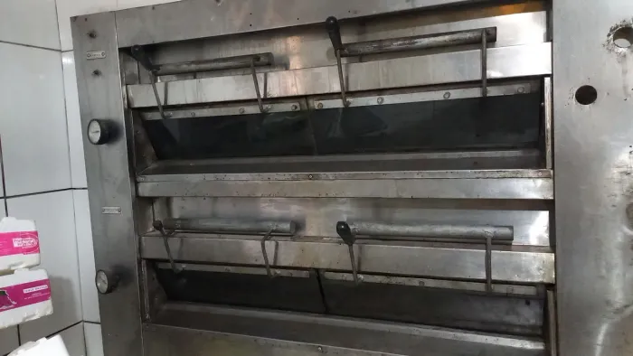 Forno de lastro Duas câmara a lenha 