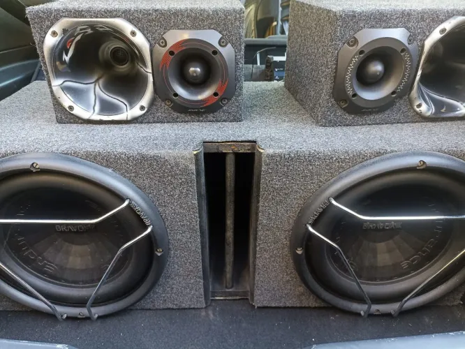 Som automotivo Bravox E2k 