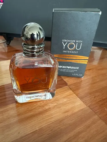 Perfume Stronger with you intensily - pouquíssimo uso 