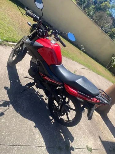 Vende-se moto factor 150cc/2023 ótimo estado de conservação
