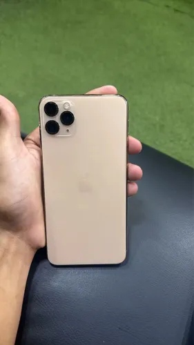 Vendo iPhone 11 pro Max
