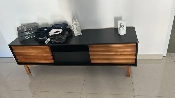 Rack simples Tv