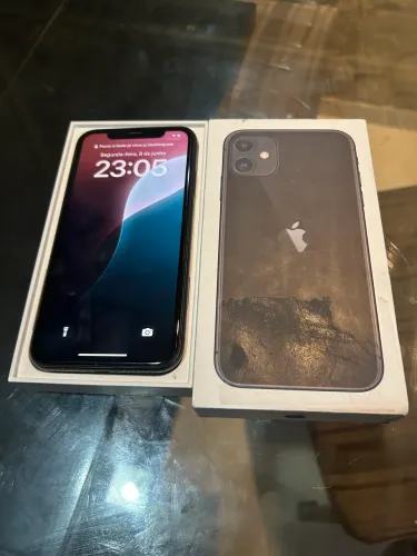 iPhone 11
