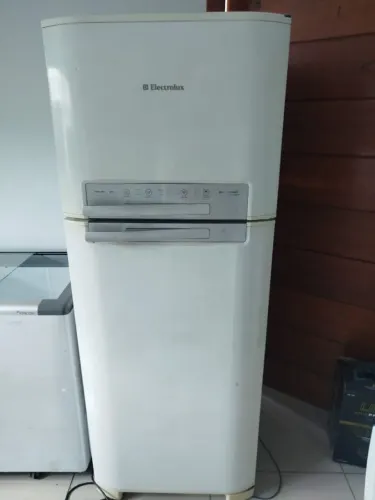 Refrigerador Electrolux, frostfree, 2 portas