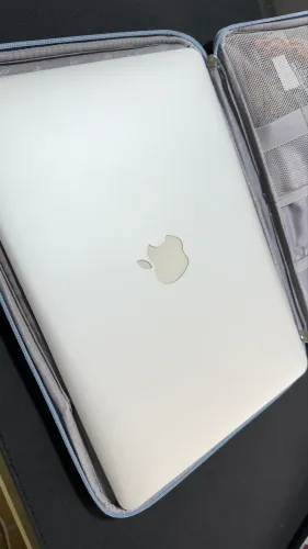 MacBook